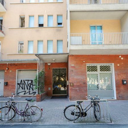 Sant'Orsola Colorful Huge Apartment Bologna Esterno foto