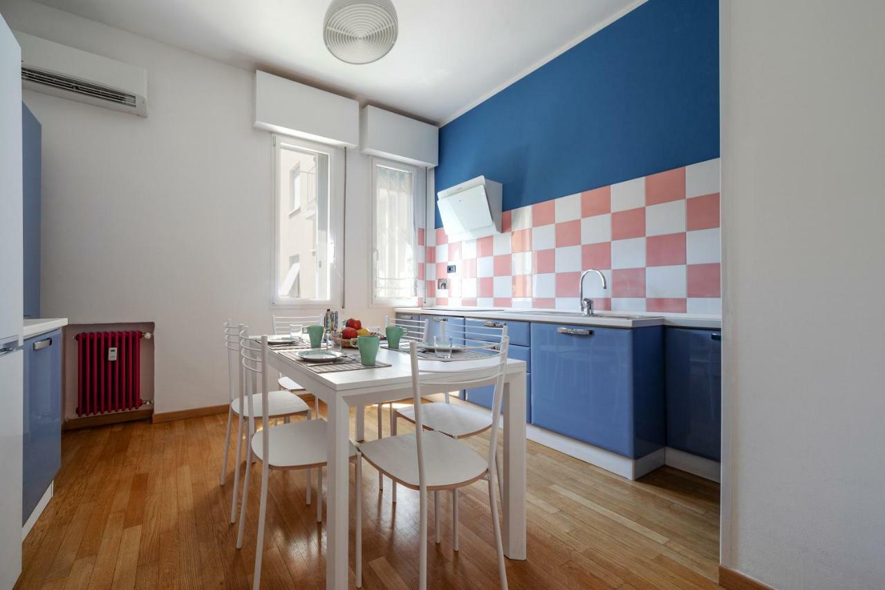 Sant'Orsola Colorful Huge Apartment Bologna Esterno foto