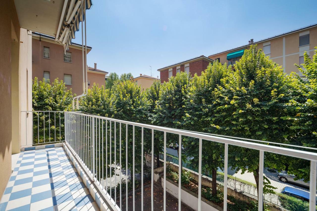 Sant'Orsola Colorful Huge Apartment Bologna Esterno foto